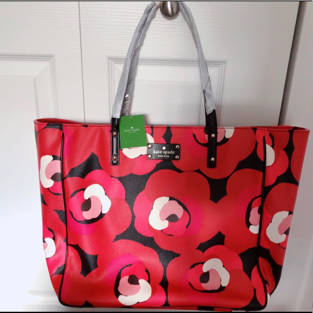 Kate Spade bags with tags